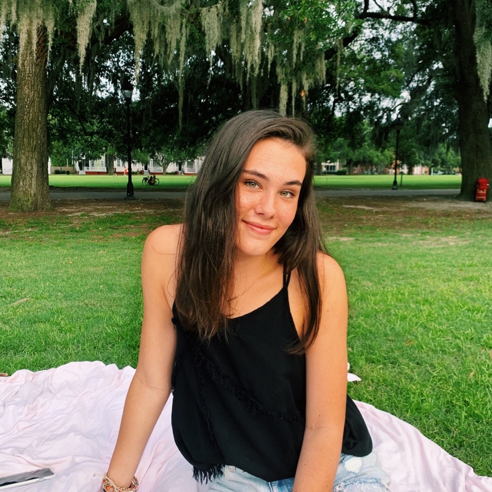 Meet your Posher, Liza
